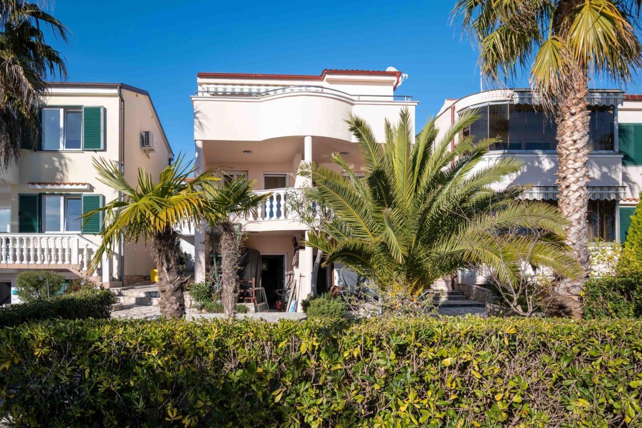 Apartments Malic Petrcane Εξωτερικό φωτογραφία
