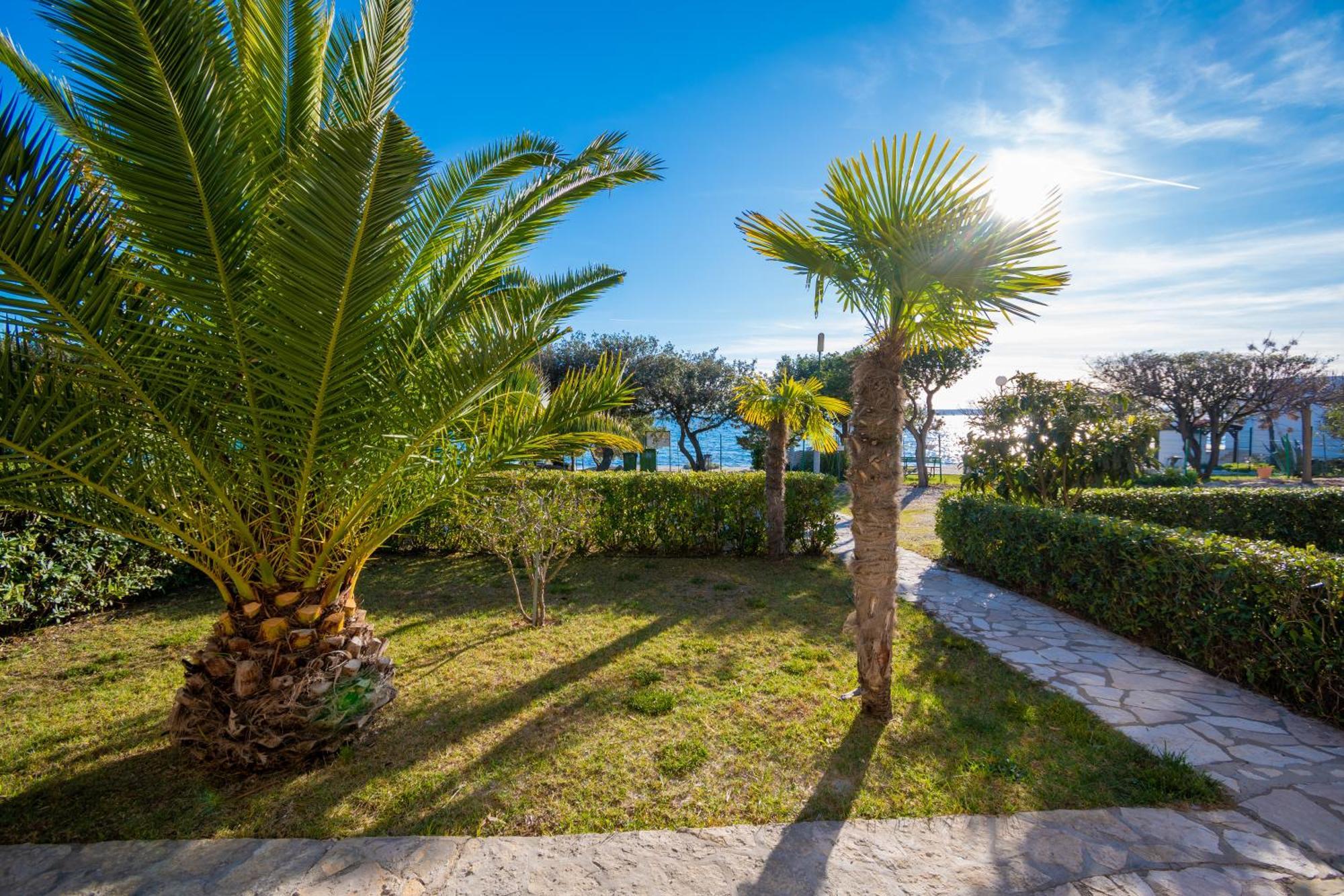 Apartments Malic Petrcane Εξωτερικό φωτογραφία